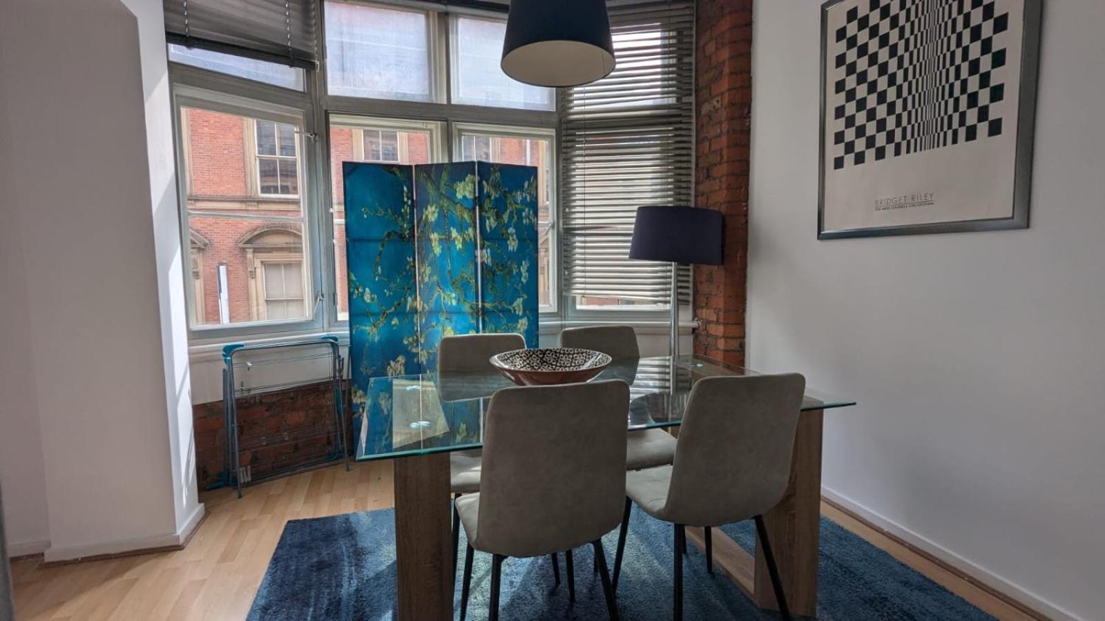 Spacious 2 Bed Apartment In Manchester City Centre ภายนอก รูปภาพ